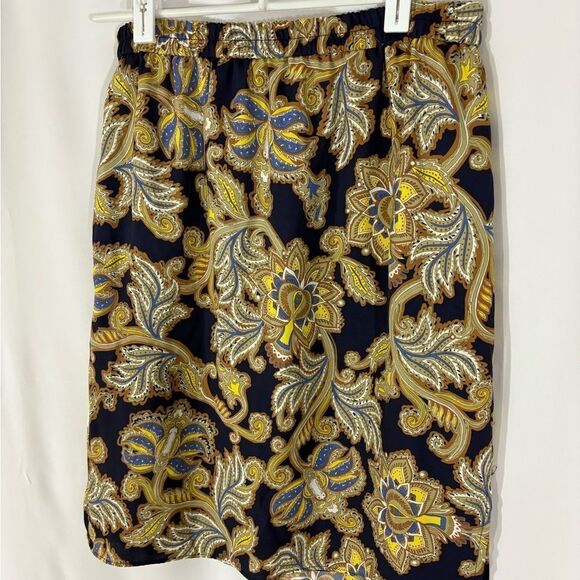 LOFT Blue Floral Print Skirt - Picture 2 of 8